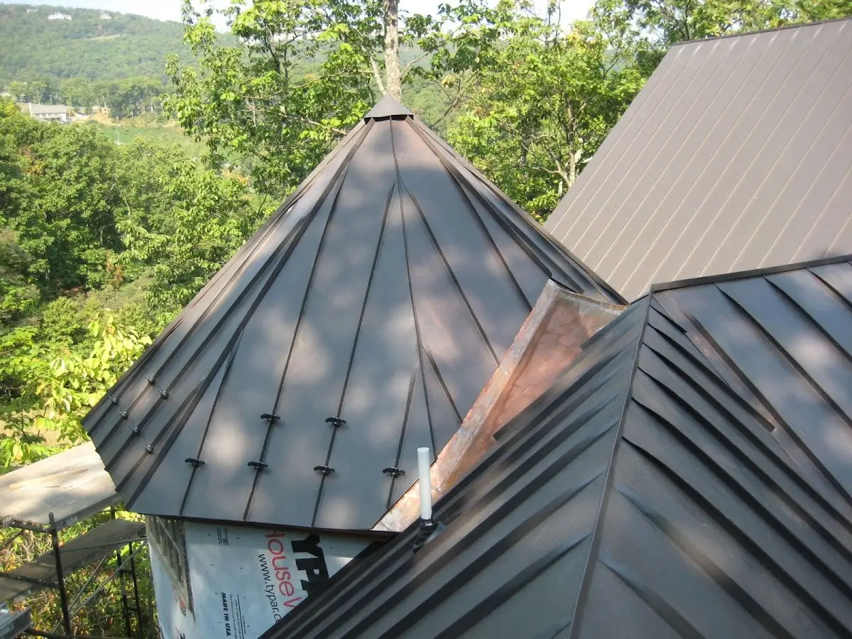 Professional Roof Tarp Installation by Craftsman Roofing in Kahlotus